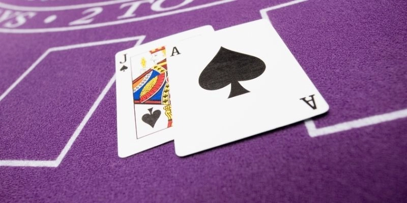 Xì dách tiếng anh là gì?